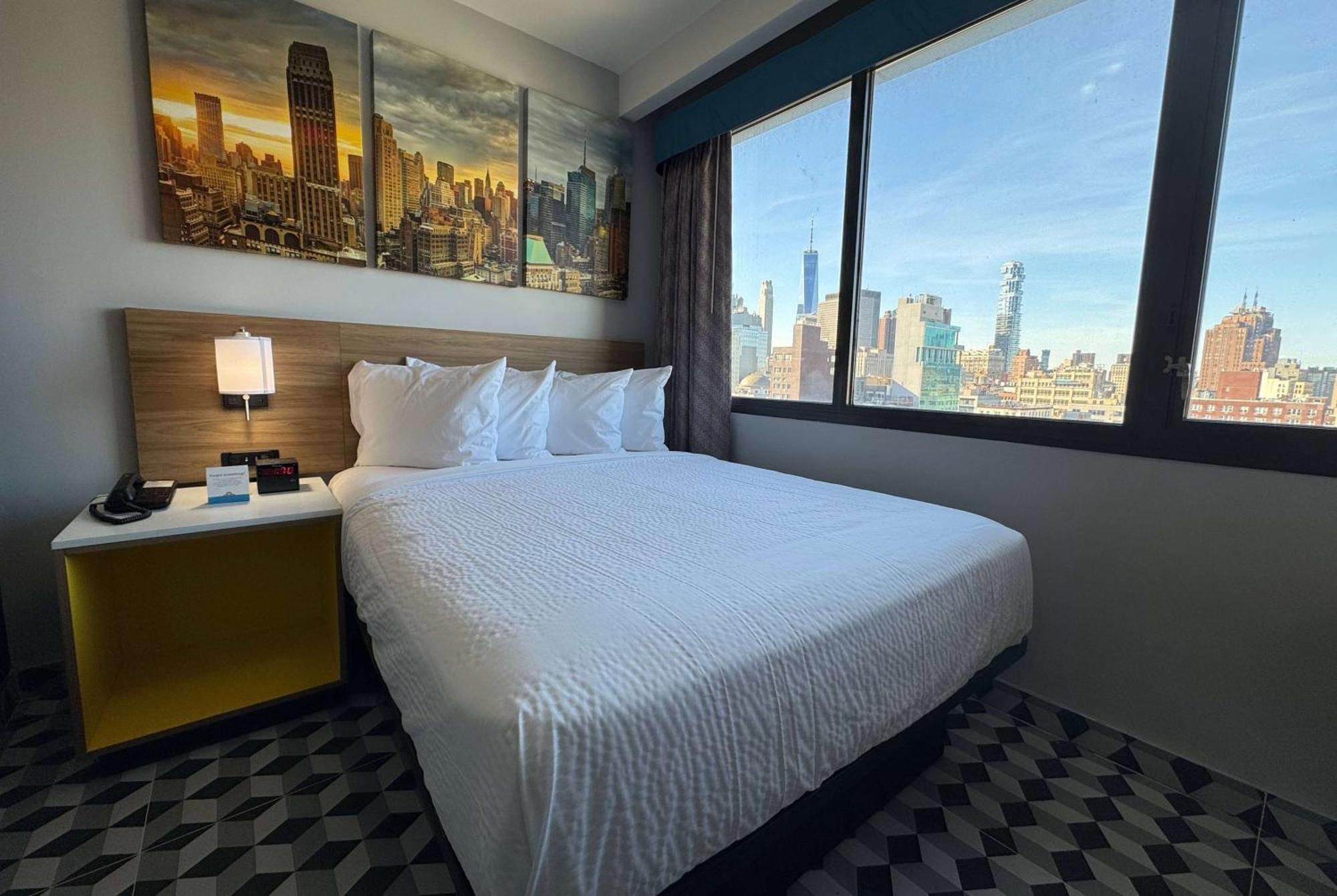Days Inn By Wyndham New York Chinatown Εξωτερικό φωτογραφία
