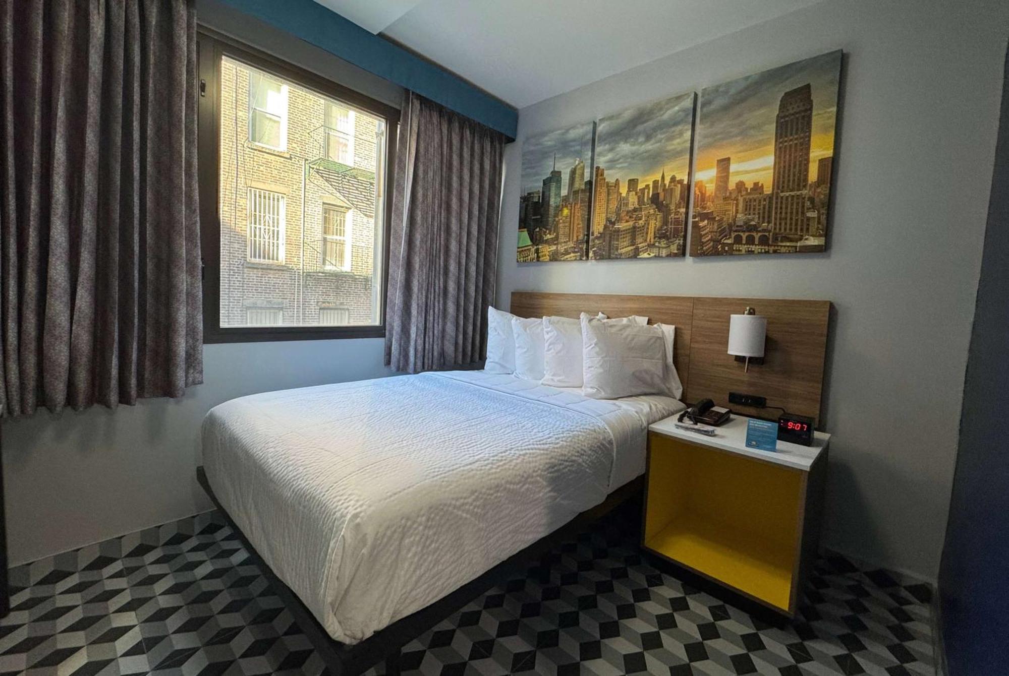 Days Inn By Wyndham New York Chinatown Εξωτερικό φωτογραφία
